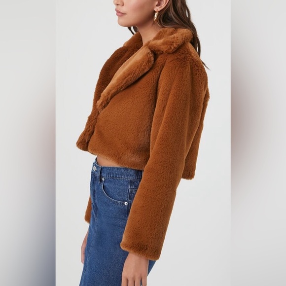 Forever 21 Plush Cropped Faux Fur Coat sz M - Picture 10 of 12